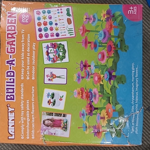 Build-A-Garden Set - Picture 3 of 7